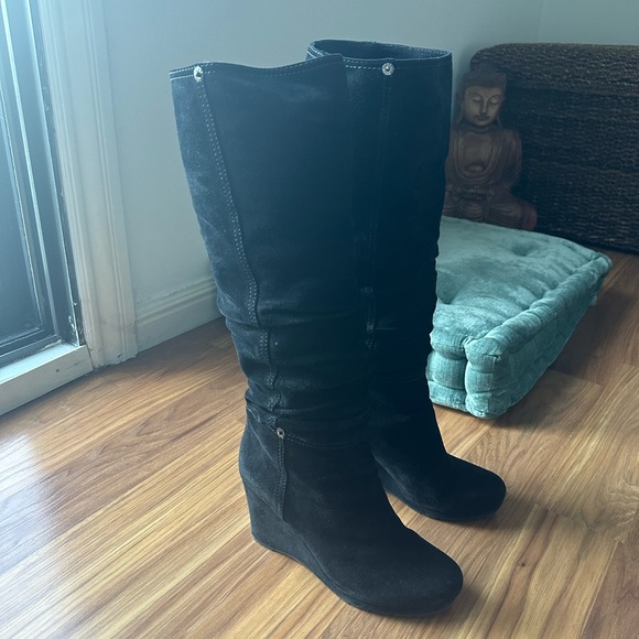 Prada Linea Rossa Suede Slouchy Wedge Boot - Picture 4 of 6